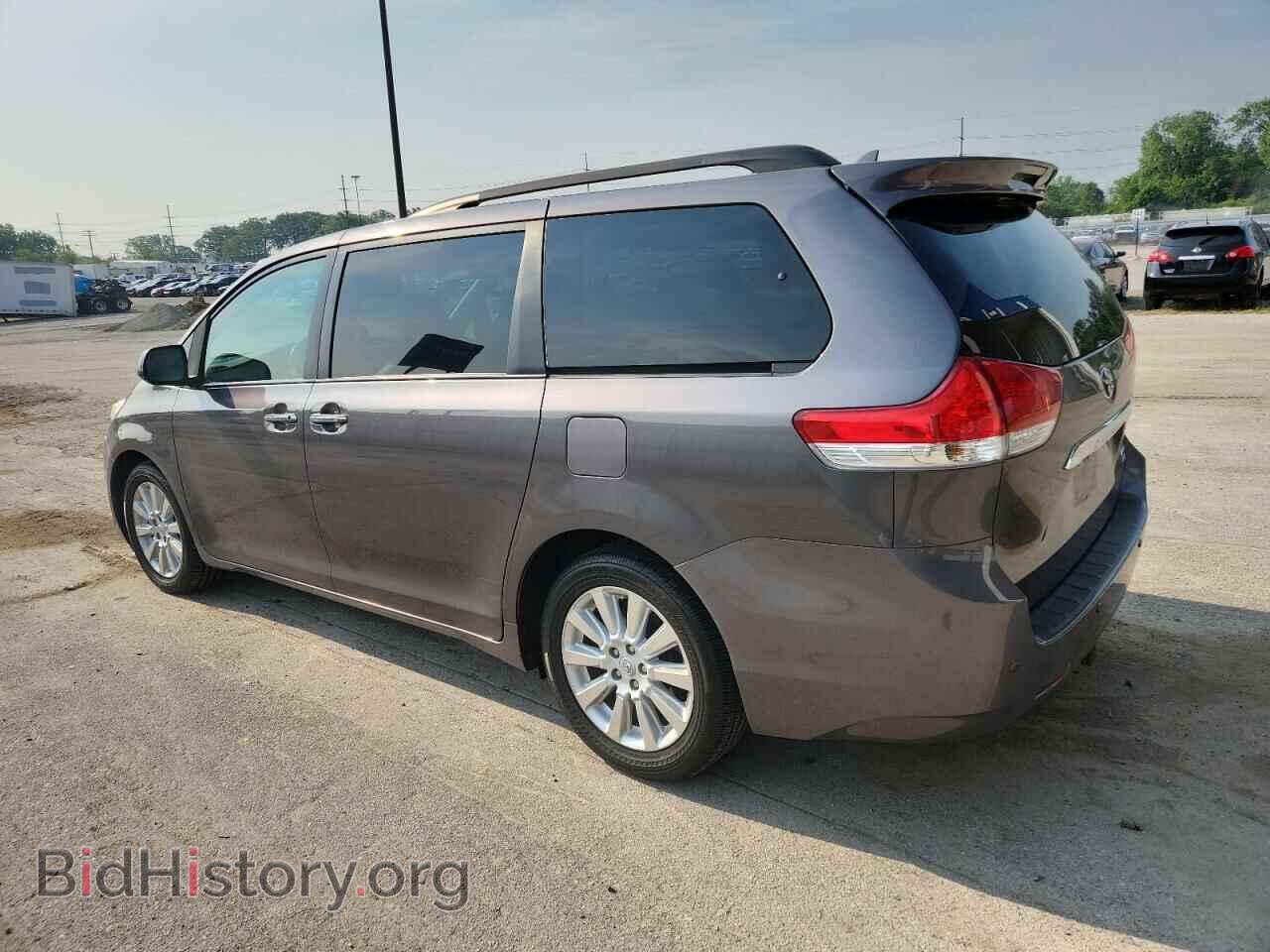 2011 TOYOTA All Models - VIN: 5TDDK3DC6BS026264 - Фото 2