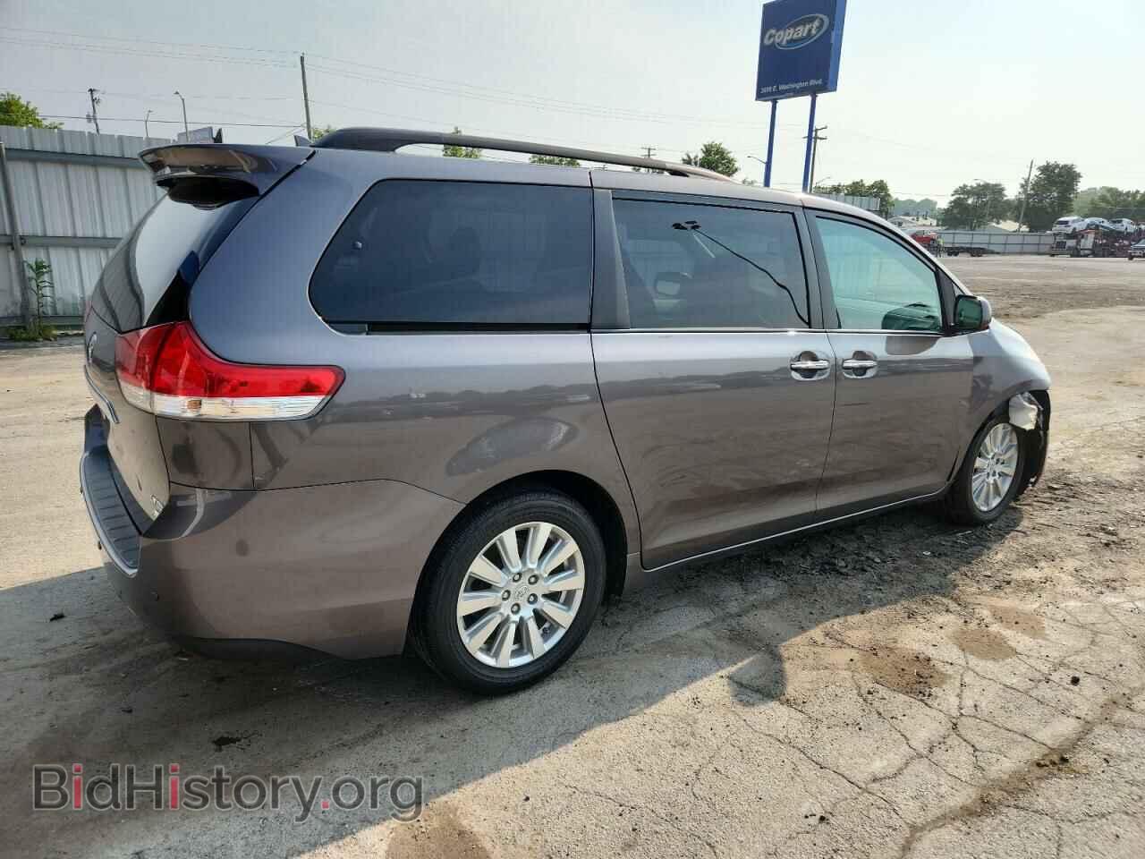 2011 TOYOTA All Models - VIN: 5TDDK3DC6BS026264 - Фото 3