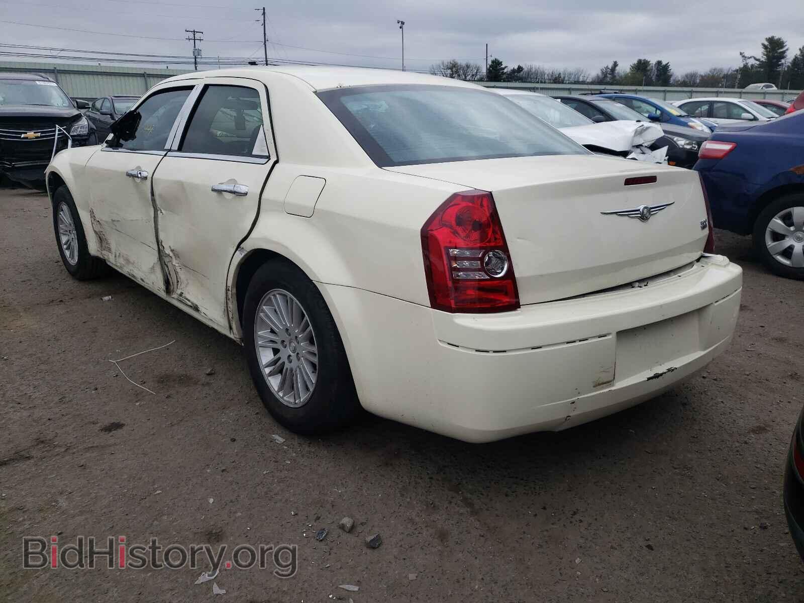 2010 CHRYSLER 300 - VIN: 2C3CA4CD9AH105122 - Фото 3