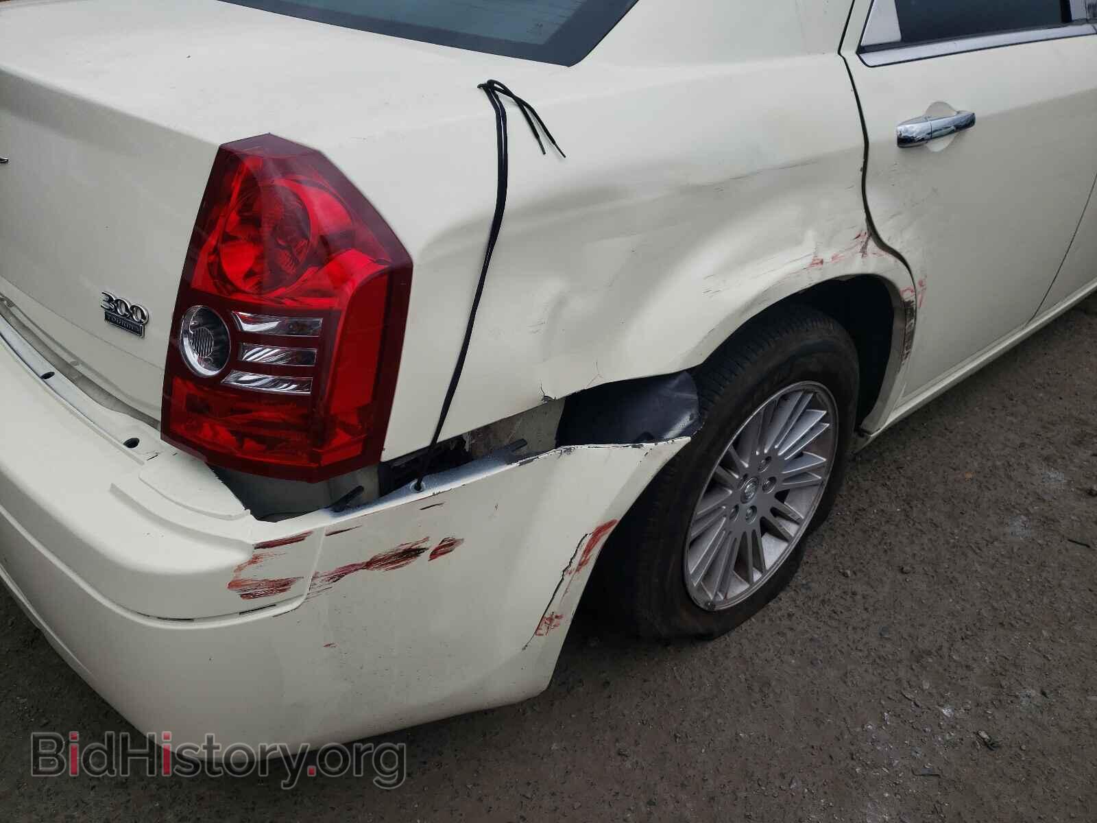 2010 CHRYSLER 300 - VIN: 2C3CA4CD9AH105122 - Фото 10