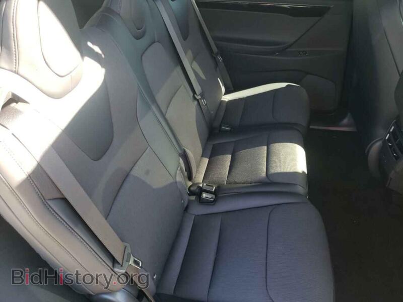 2018 Tesla MODEL X (VIN 5YJXCDE23JF119865) — photo 6 of 10