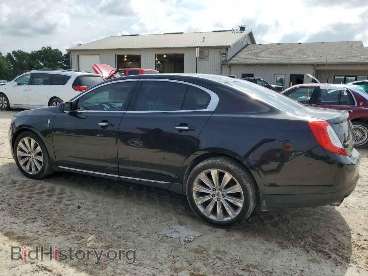 2013 LINCOLN MKS - VIN: 1LNHL9FT8DG610592 - Фото 2