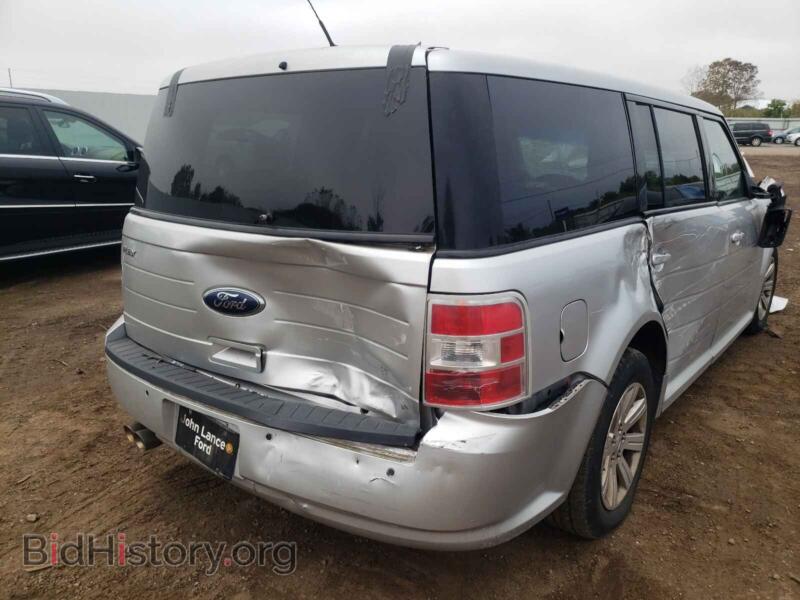 2010 Ford FLEX (VIN 2FMGK5BC5ABA74622) — photo 4 of 10