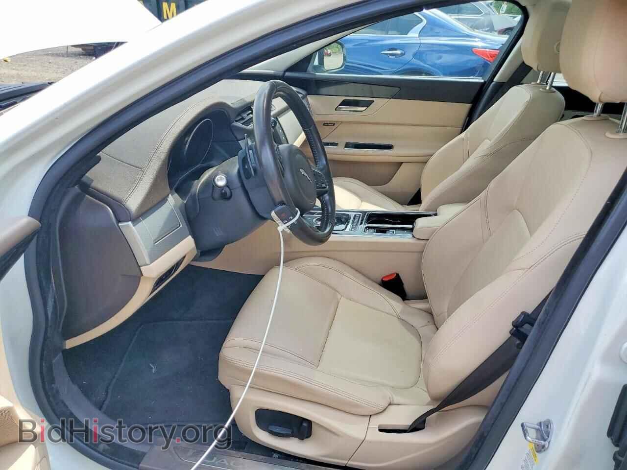2017 JAGUAR XF - VIN: SAJBR4BN2HCY42624 - Фото 7