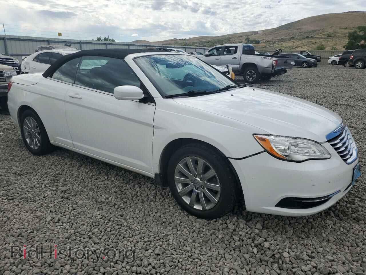 2013 CHRYSLER 200 - VIN: 1C3BCBEB9DN526940 - Фото 4