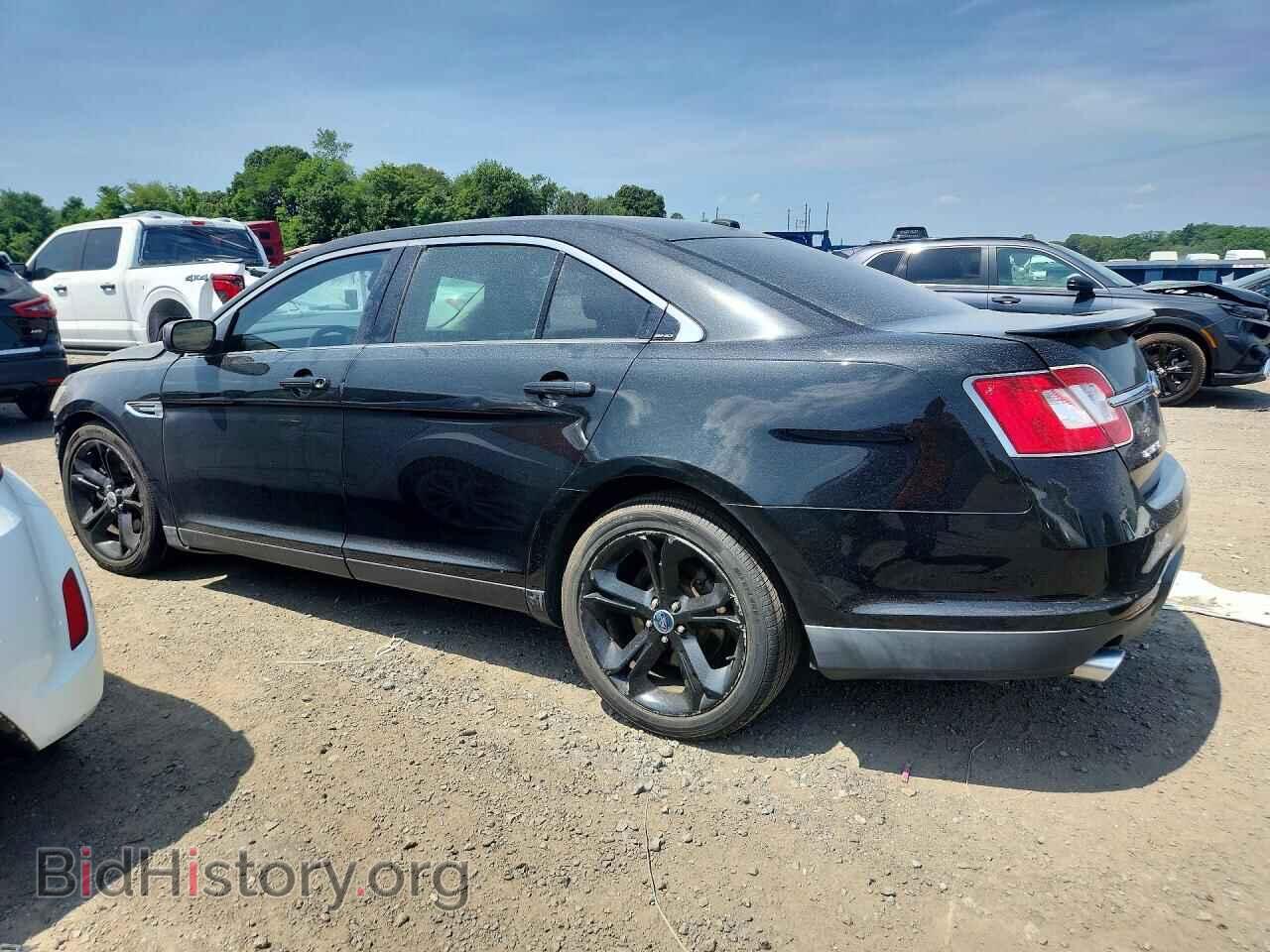 2011 FORD TAURUS - VIN: 1FAHP2KT8BG143621 - Фото 2
