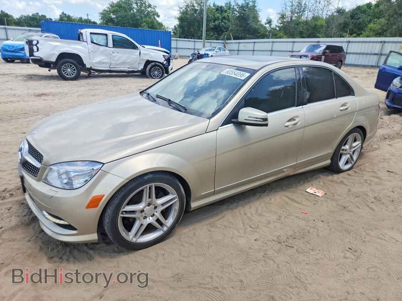 Фотография WDDGF8BB7BR145650 - MERCEDES-BENZ C-CLASS 2011