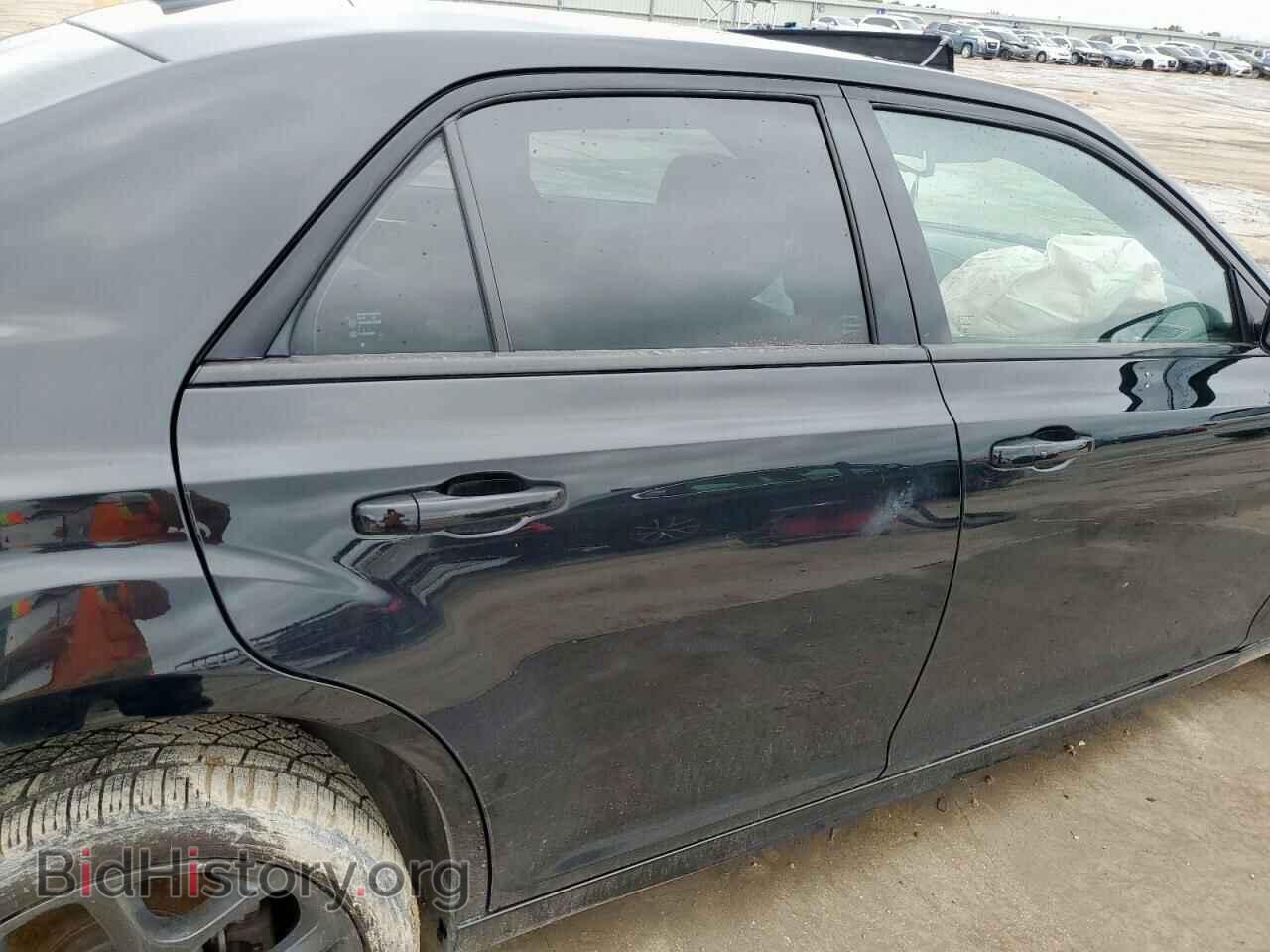 2021 CHRYSLER 300 - VIN: 2C3CCABT3MH511807 - Фото 10