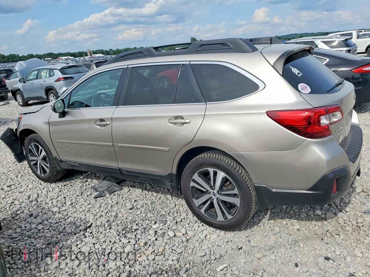 2018 SUBARU OUTBACK - VIN: 4S4BSANC4J3268850 - Фото 2