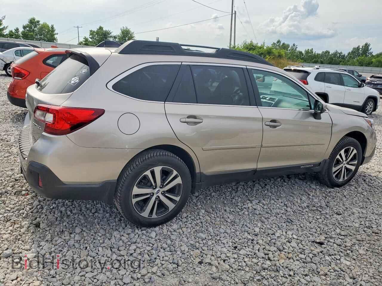2018 SUBARU OUTBACK - VIN: 4S4BSANC4J3268850 - Фото 3