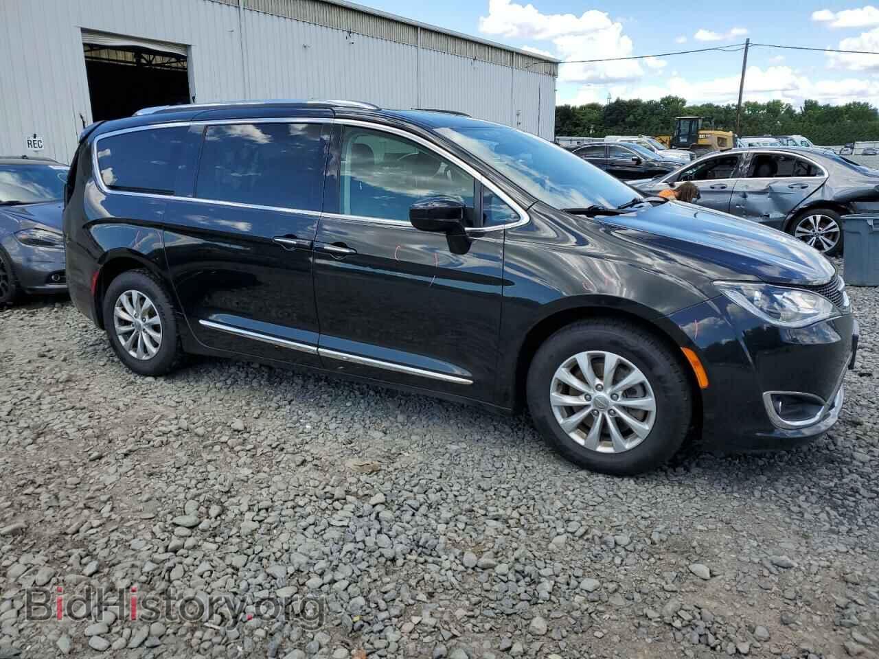 2018 CHRYSLER PACIFICA - VIN: 2C4RC1EG9JR334139 - Фото 4