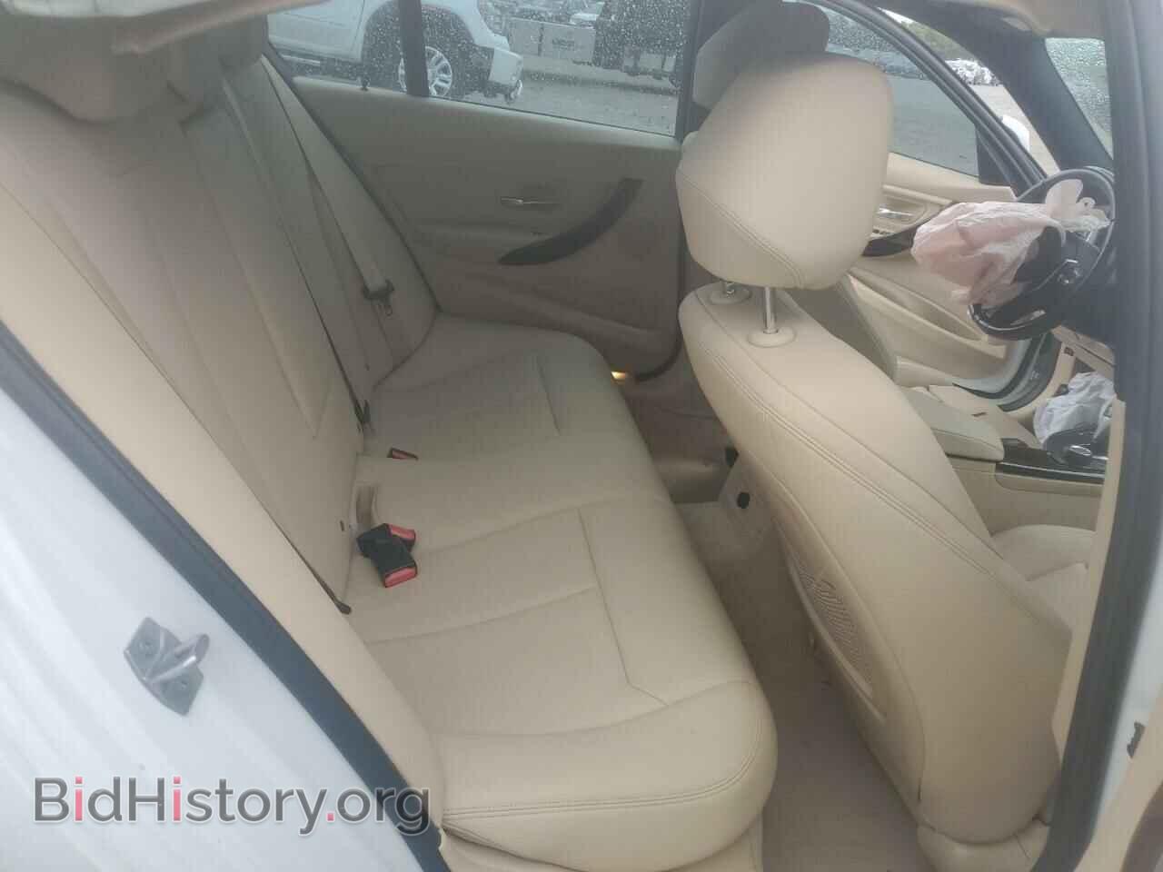 2016 BMW 3 SERIES - VIN: WBA8E5G54GNU20471 - Фото 10