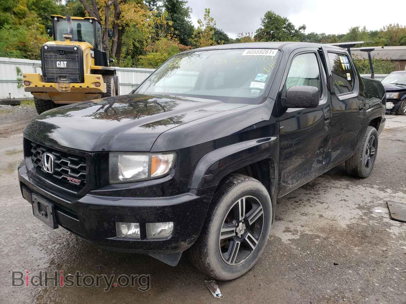 2013 HONDA RIDGELINE - VIN: 5FPYK1F75DB002199 - Фото 2