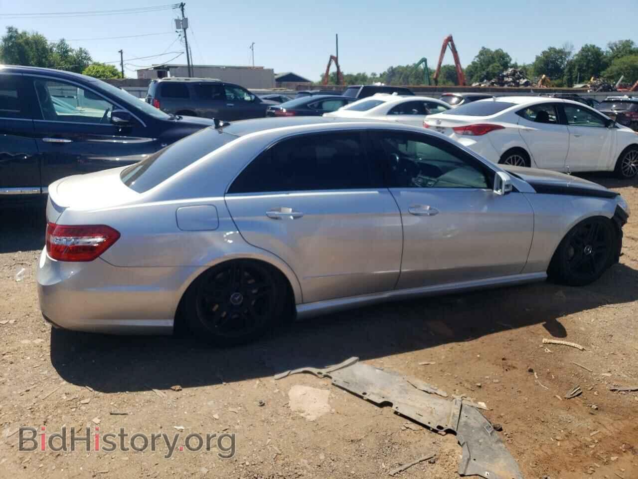 2011 MERCEDES-BENZ E-CLASS - VIN: WDDHF7CB8BA468472 - Фото 3