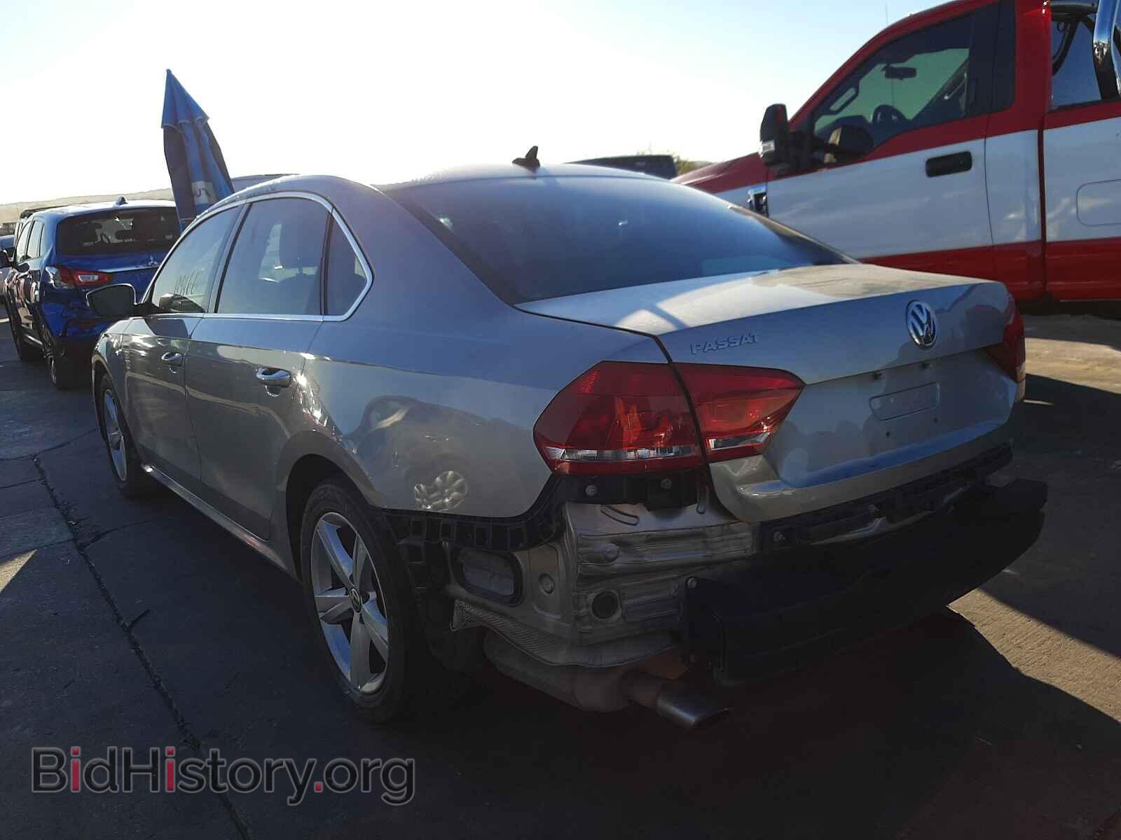 2012 VOLKSWAGEN PASSAT - VIN: 1VWBP7A31CC105877 - Фото 3