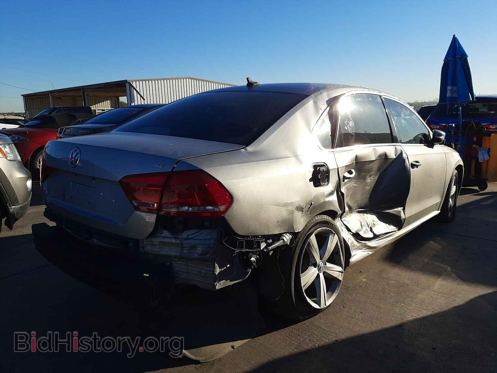 2012 VOLKSWAGEN PASSAT - VIN: 1VWBP7A31CC105877 - Фото 4
