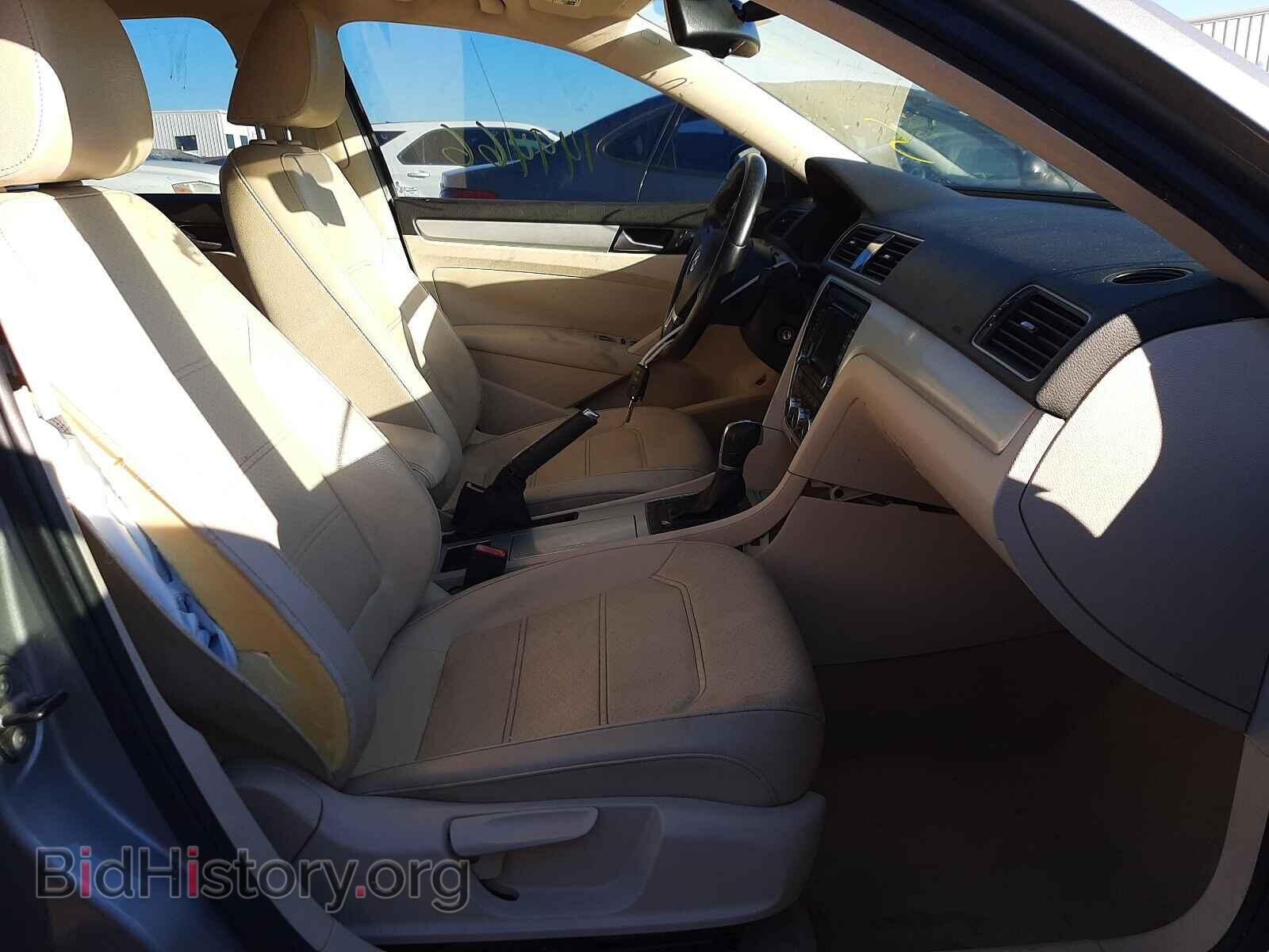2012 VOLKSWAGEN PASSAT - VIN: 1VWBP7A31CC105877 - Фото 5