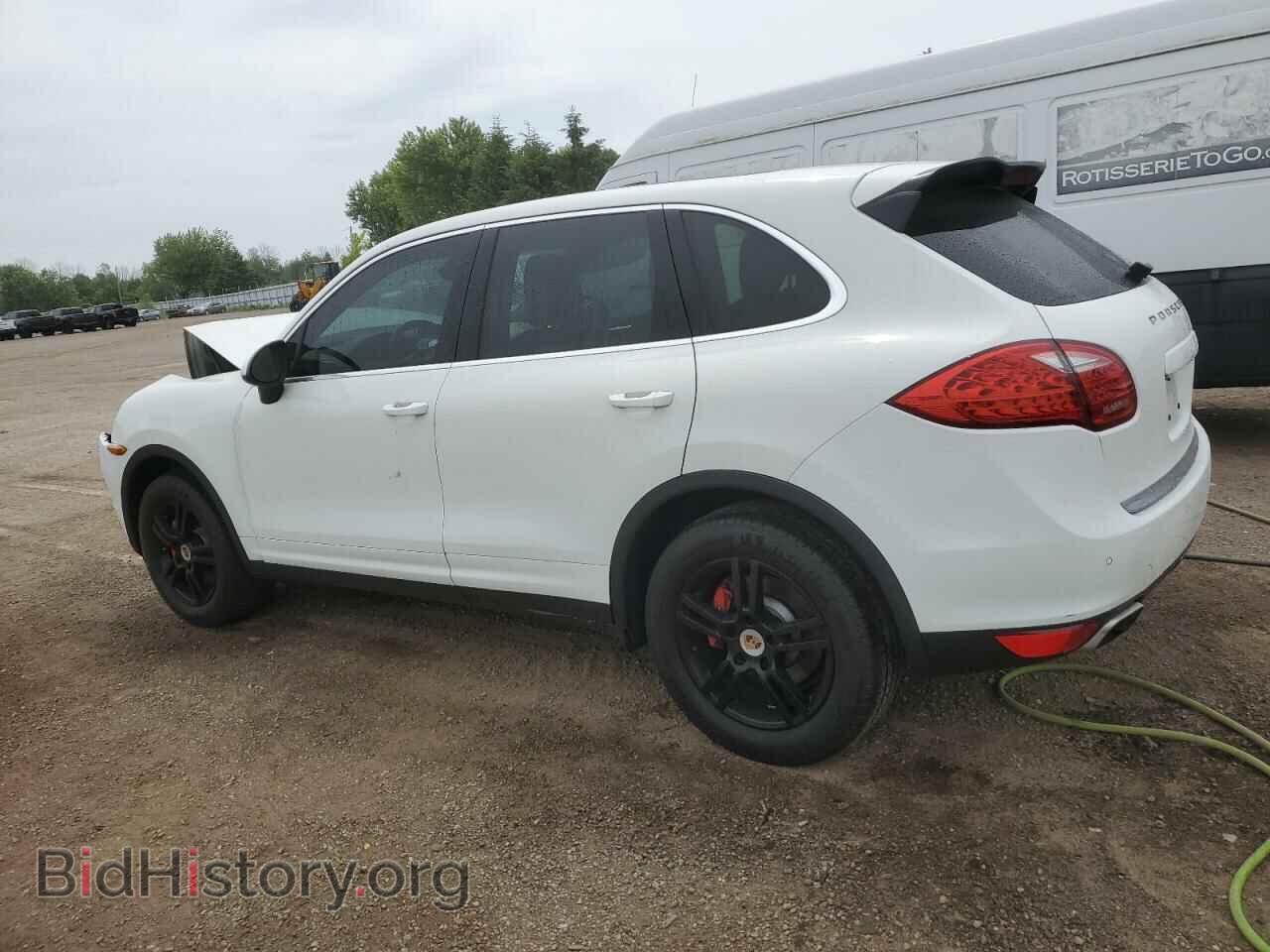2014 PORSCHE CAYENNE - VIN: WP1AA2A20ELA00372 - Фото 2