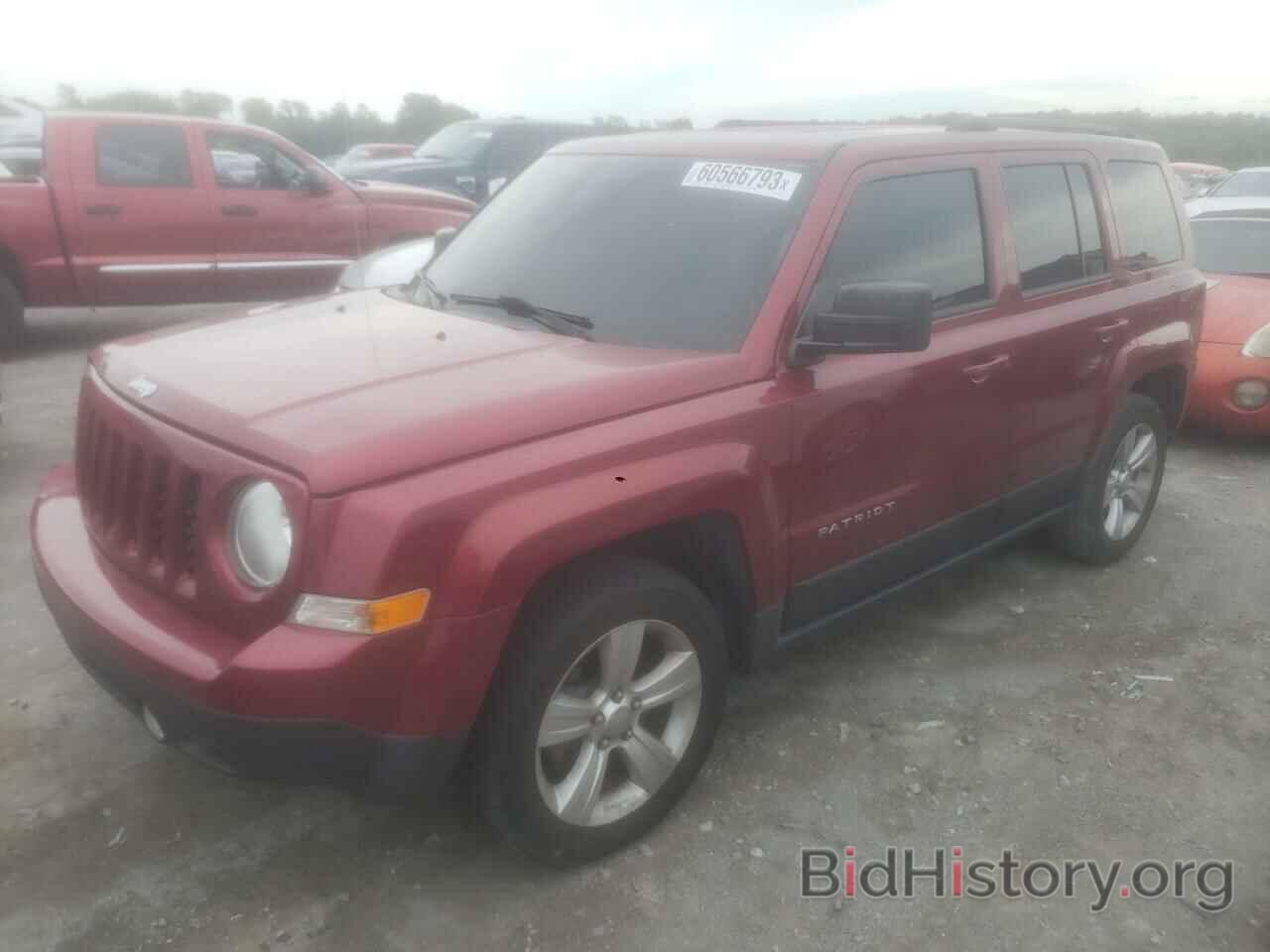 Photo 1C4NJPFA8GD812693 - JEEP PATRIOT 2016