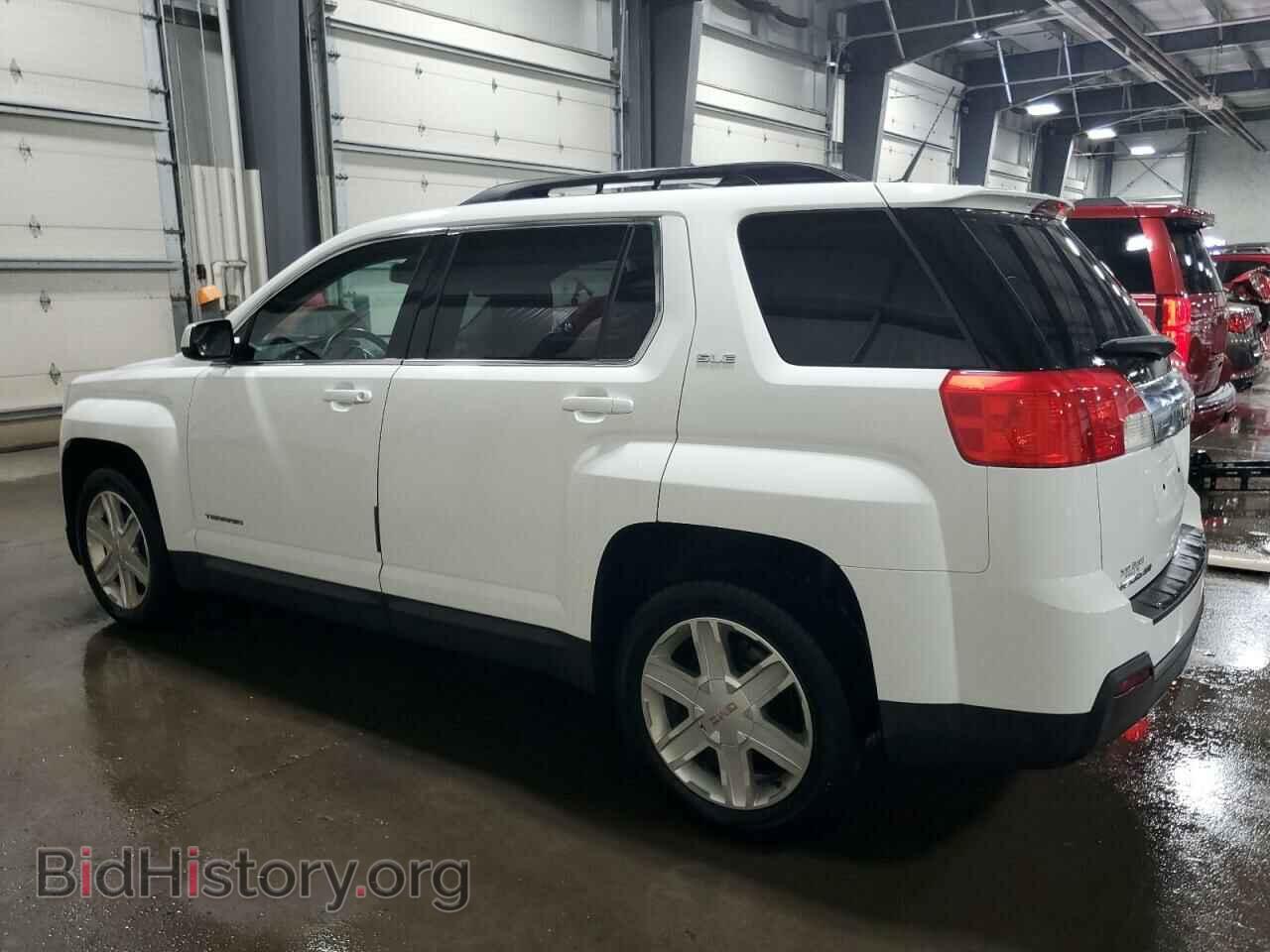 2011 GMC TERRAIN - VIN: 2CTALSEC6B6353125 - Photo 2