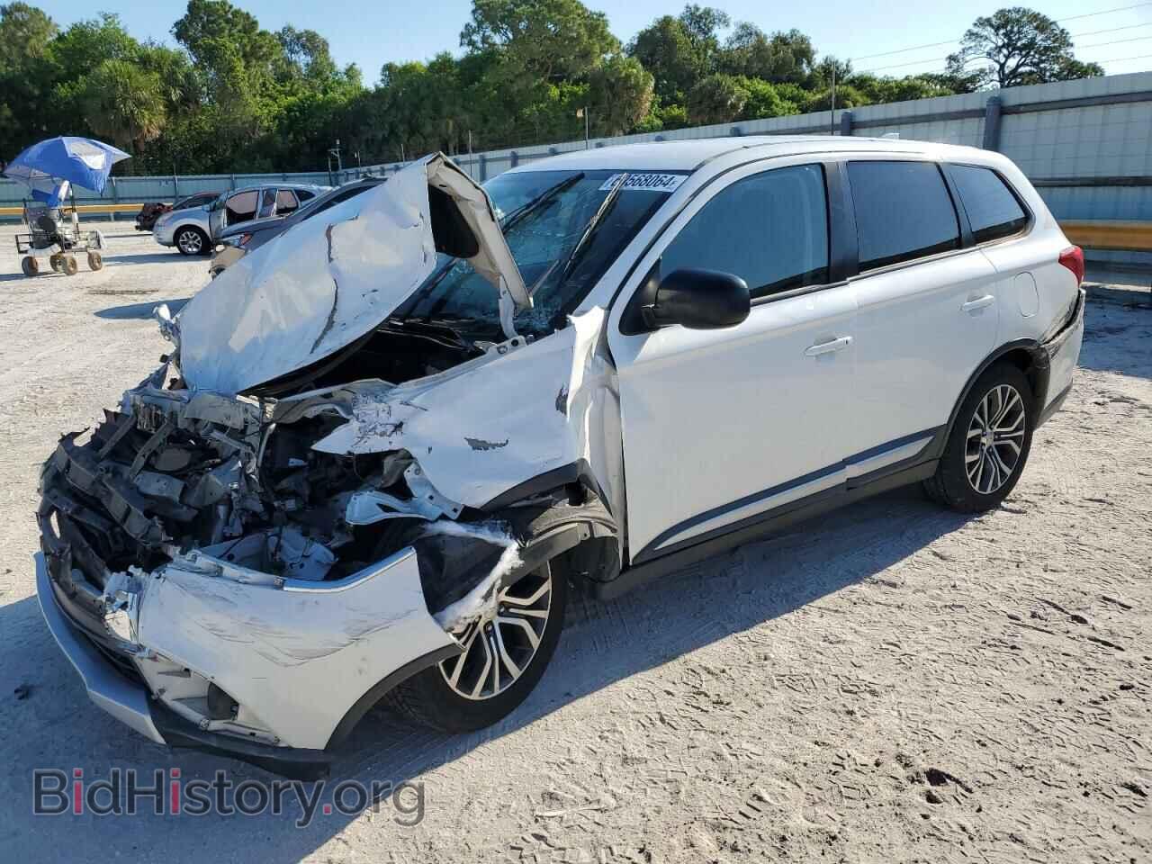 Photo JA4AD2A30HZ014978 - MITSUBISHI OUTLANDER 2017