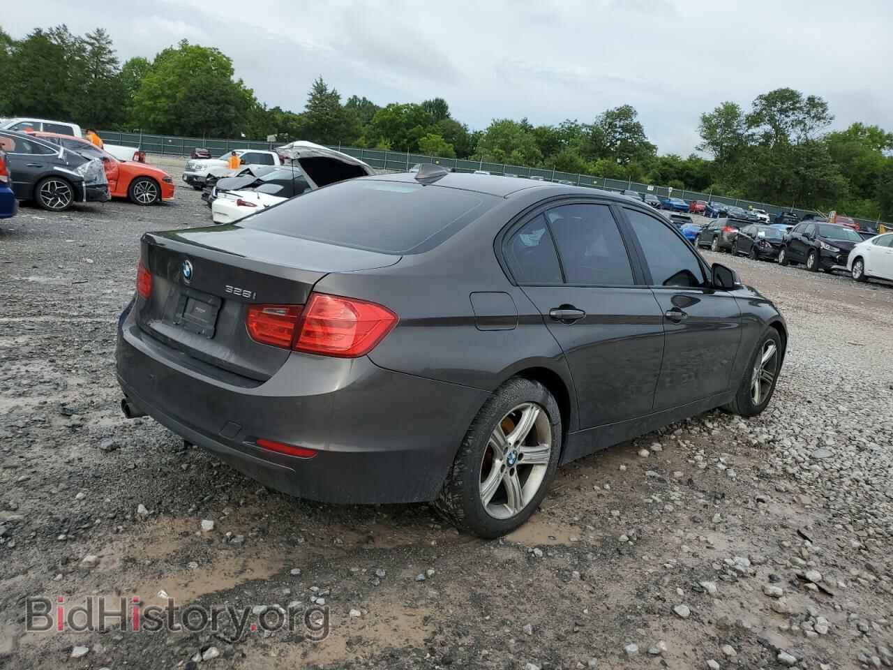 2014 BMW 3 SERIES - VIN: WBA3A5C50EJ464984 - Фото 3