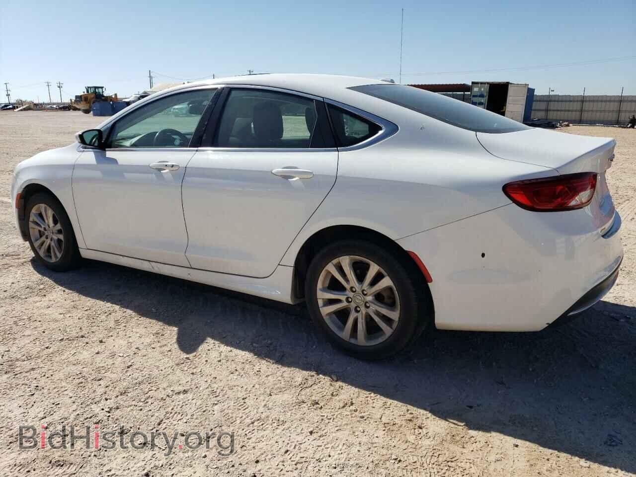 2015 CHRYSLER 200 - VIN: 1C3CCCAB0FN701370 - Фото 2