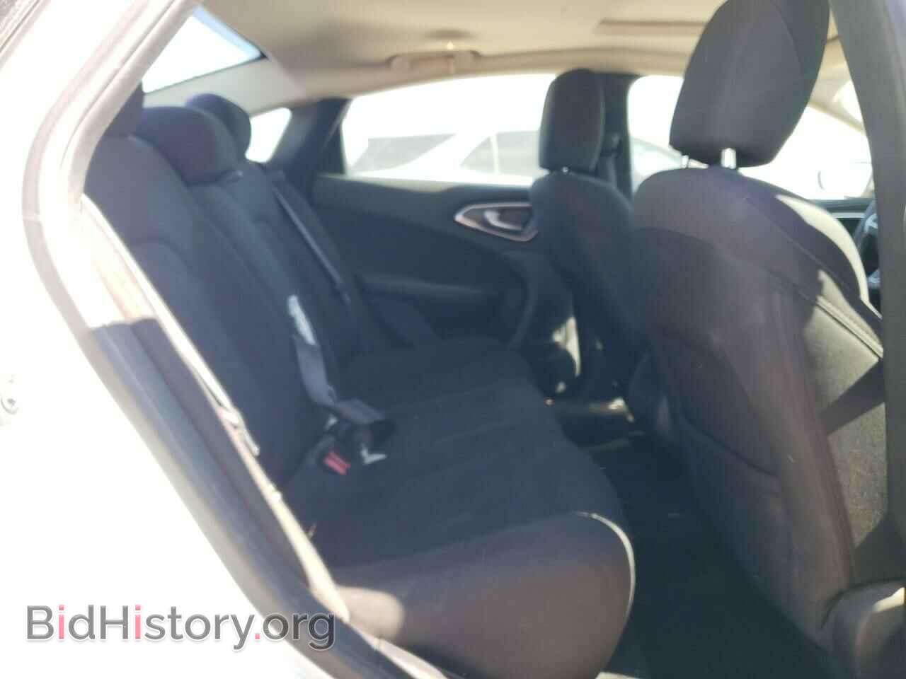2015 CHRYSLER 200 - VIN: 1C3CCCAB0FN701370 - Фото 10