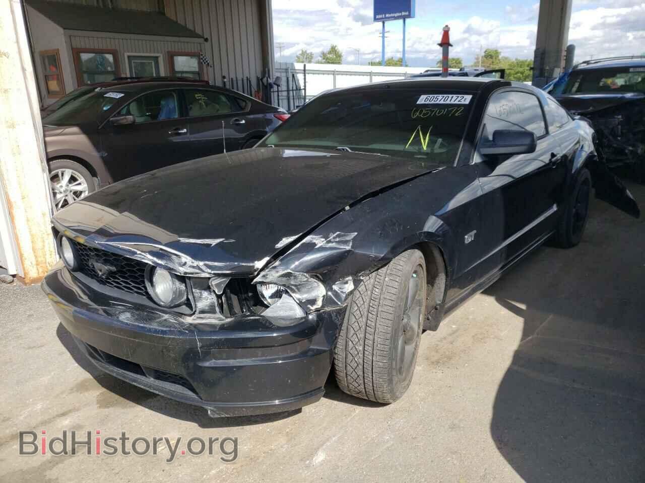 2006 FORD MUSTANG - VIN: 1ZVFT82H465242527 - Фото 2