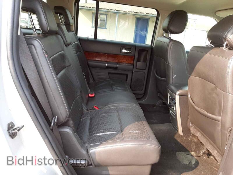 2011 Ford FLEX (VIN 2FMGK5DC9BBD25351) — photo 6 of 10
