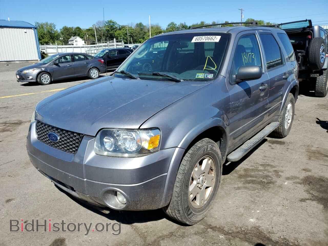 2007 FORD ESCAPE - VIN: 1FMCU93157KB68446 - Фото 2