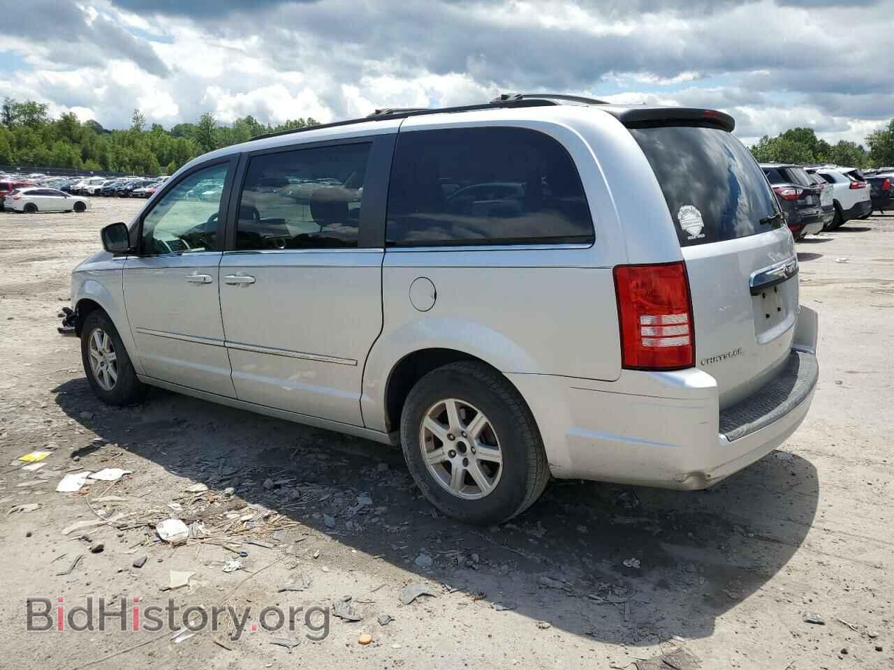 2010 CHRYSLER MINIVAN - VIN: 2A4RR5D18AR104170 - Photo 2