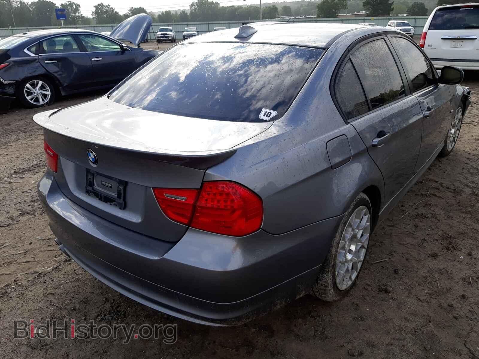 2011 BMW 3 SERIES - VIN: WBAPH7C59BE683052 - Фото 4