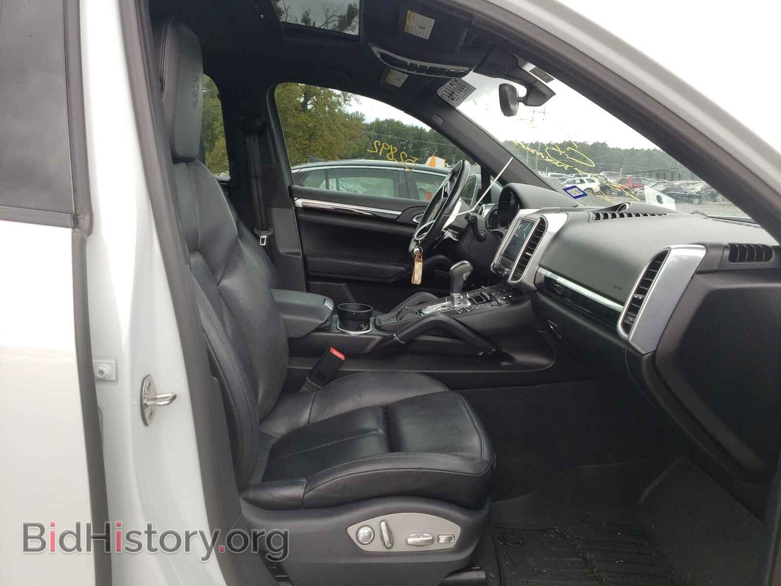 2017 PORSCHE CAYENNE - VIN: WP1AA2A23HKA84777 - Фото 5