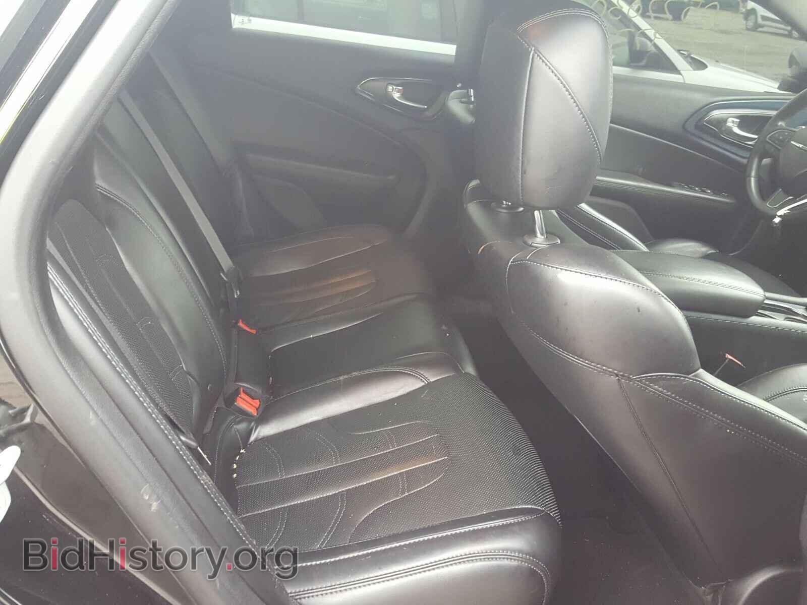 2016 CHRYSLER 200 - VIN: 1C3CCCBB7GN109853 - Фото 6