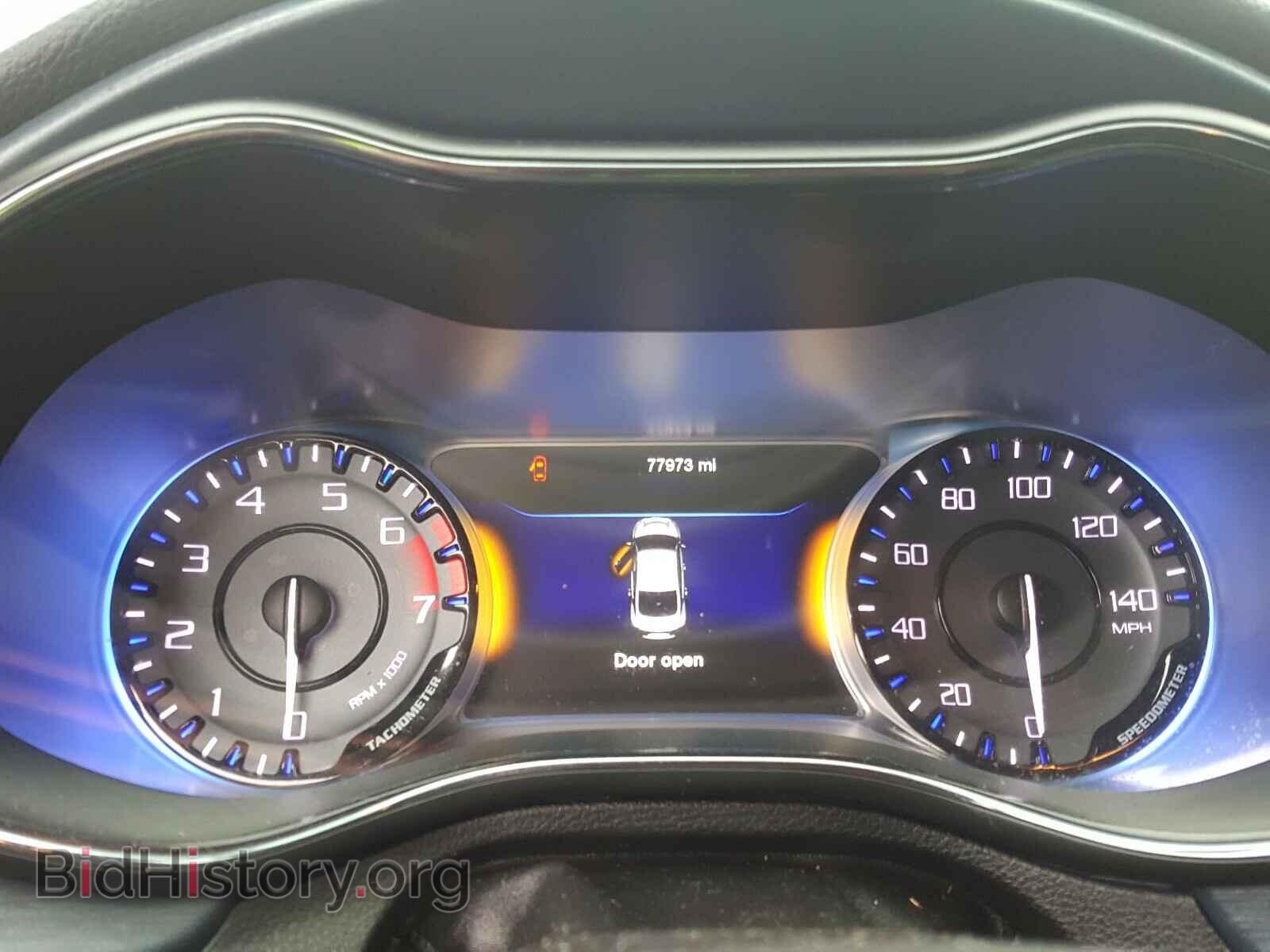 2016 CHRYSLER 200 - VIN: 1C3CCCBB7GN109853 - Фото 8