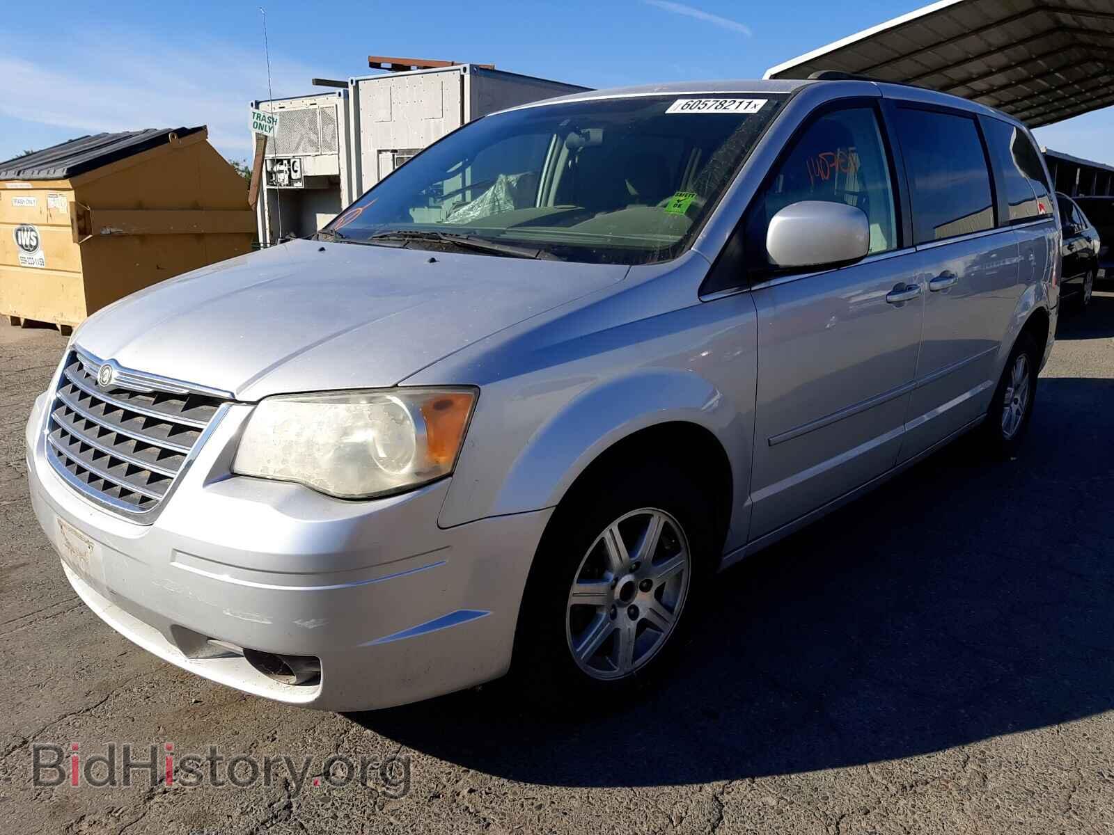 2008 CHRYSLER MINIVAN - VIN: 2A8HR54P78R656378 - Фото 2