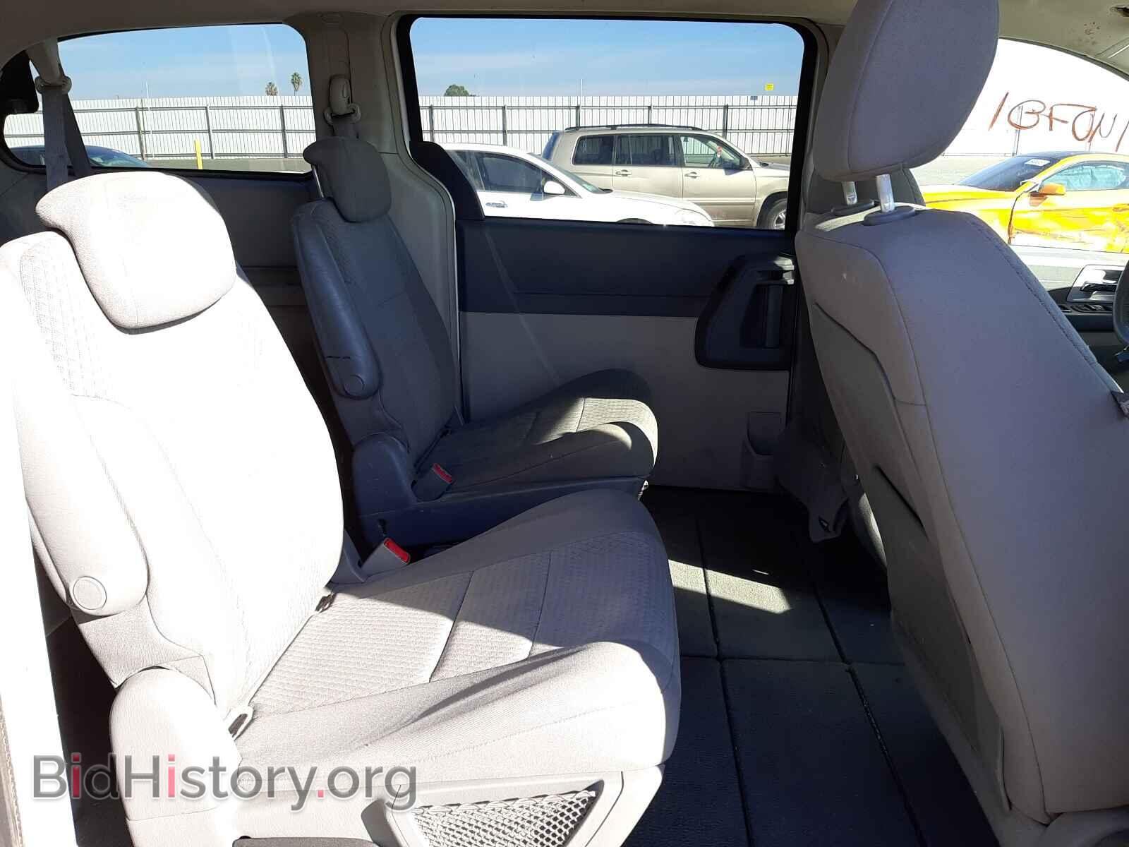 2008 CHRYSLER MINIVAN - VIN: 2A8HR54P78R656378 - Фото 6