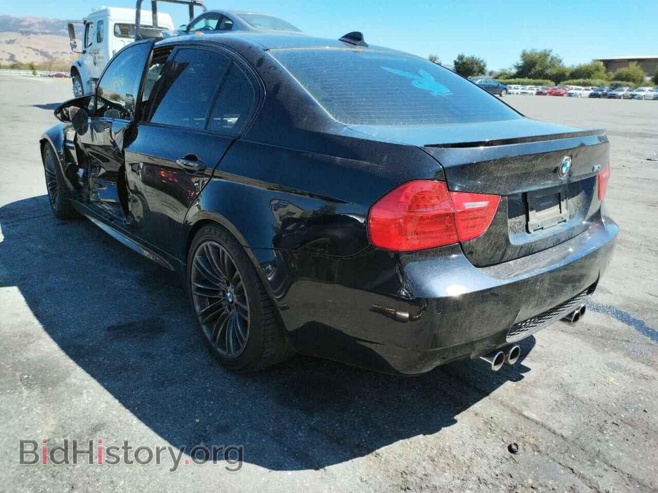 2011 BMW M3 - VIN: WBSPM9C51BE203346 - Фото 3