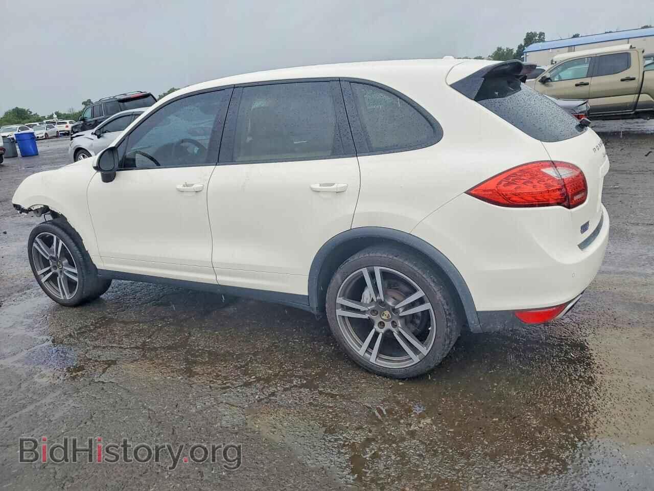 2012 PORSCHE CAYENNE - VIN: WP1AB2A23CLA42206 - Photo 2