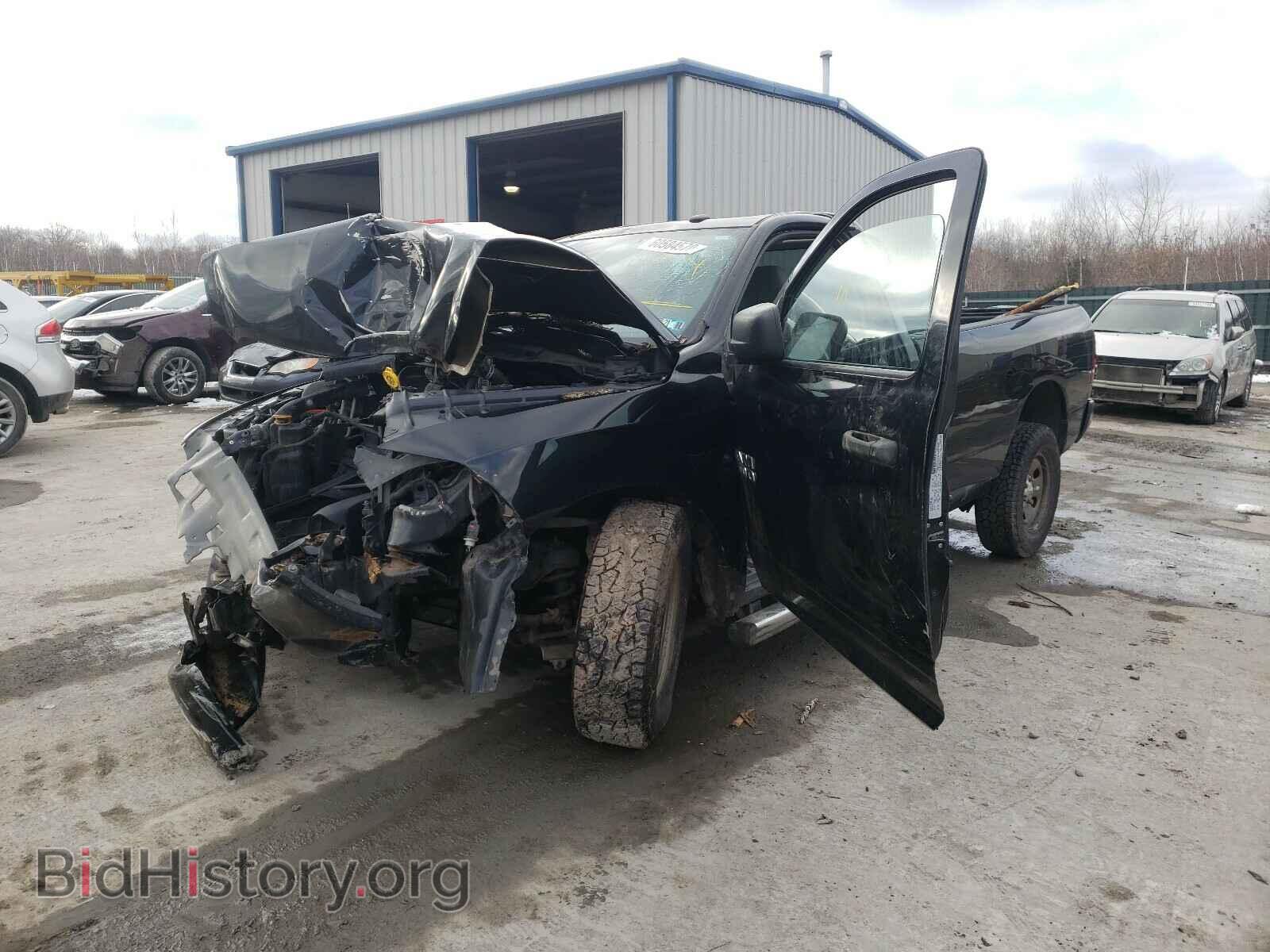 2017 RAM 1500 - VIN: 3C6JR6DGXHG521732 - Фото 2