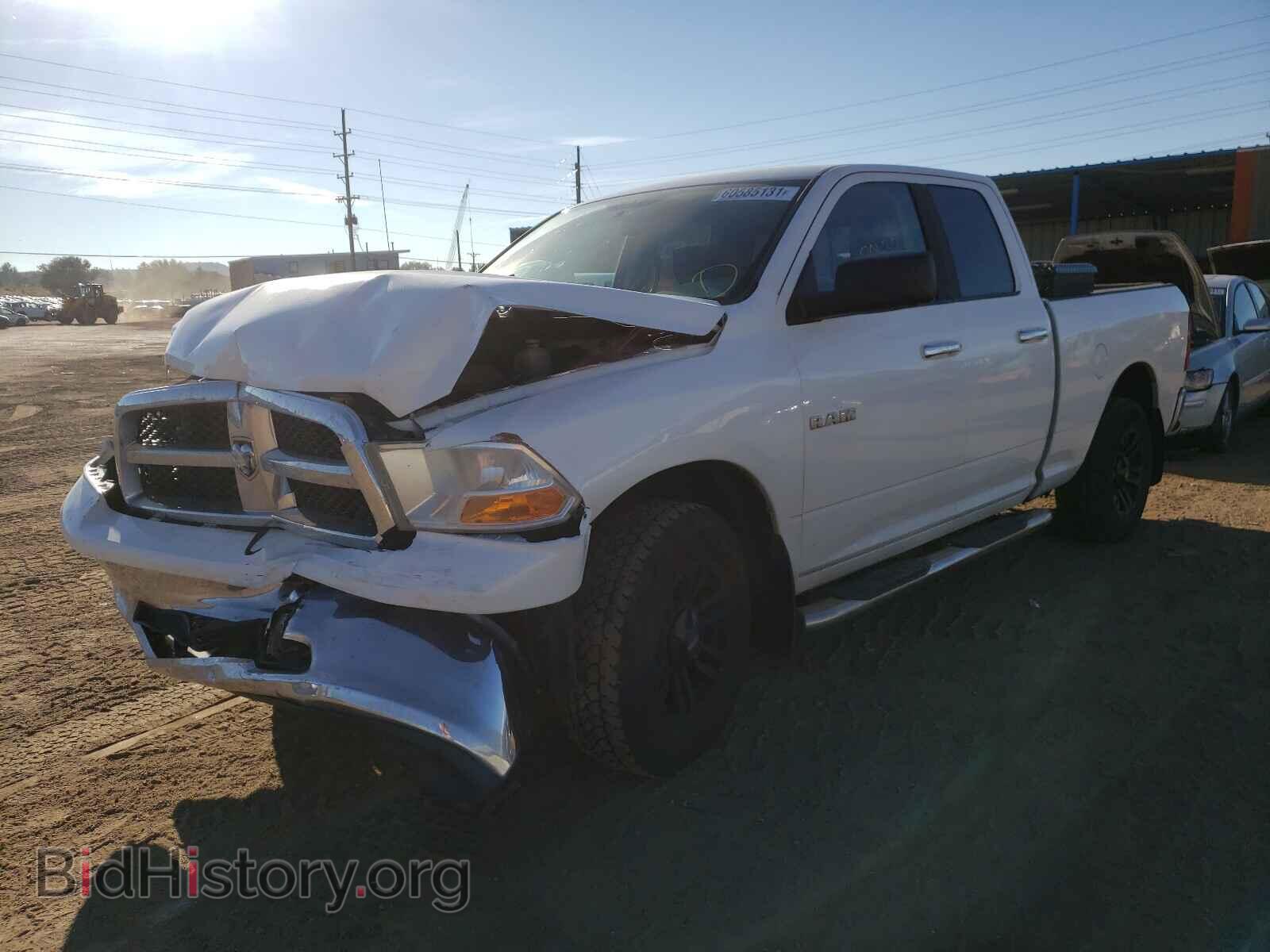 2010 DODGE RAM 1500 - VIN: 1D7RV1GP7AS230227 - Фото 2