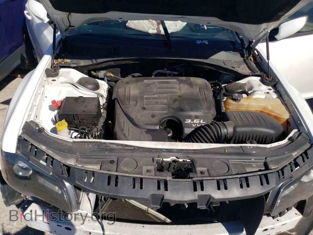 2014 CHRYSLER 300 - VIN: 2C3CCAGG2EH249520 - Фото 7