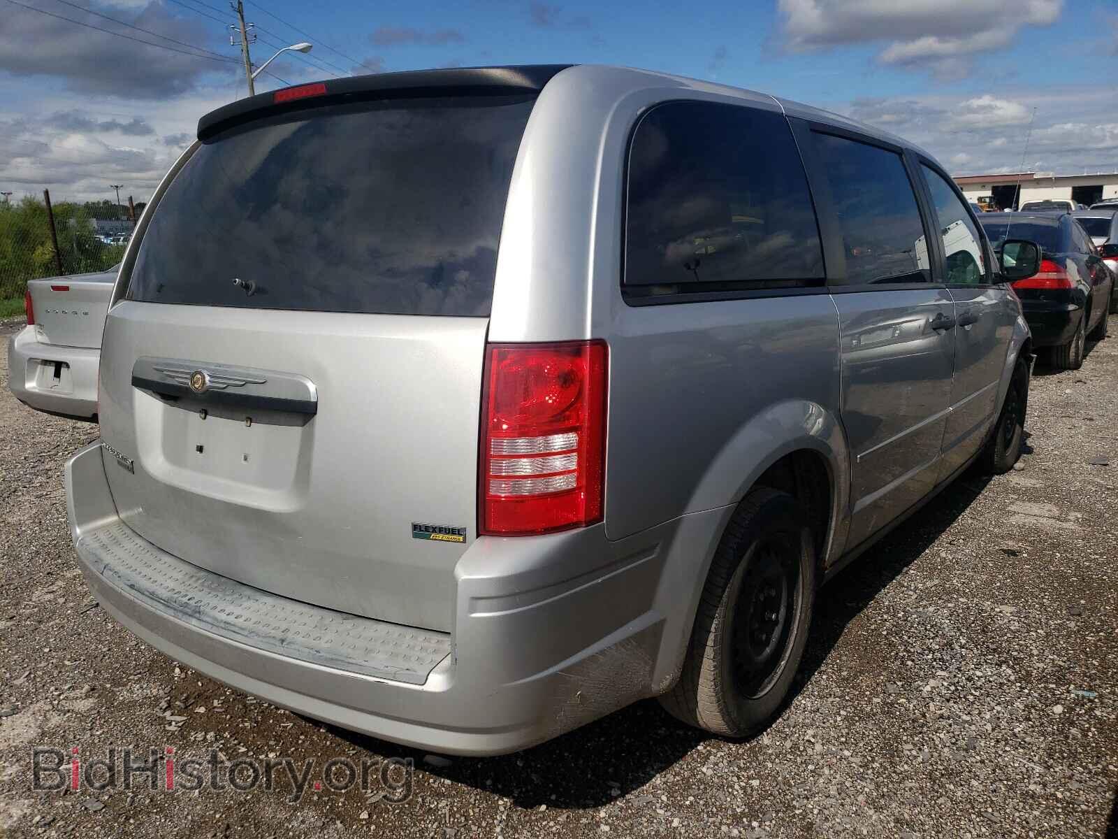2008 CHRYSLER MINIVAN - VIN: 2A8HR44H88R619357 - Фото 4