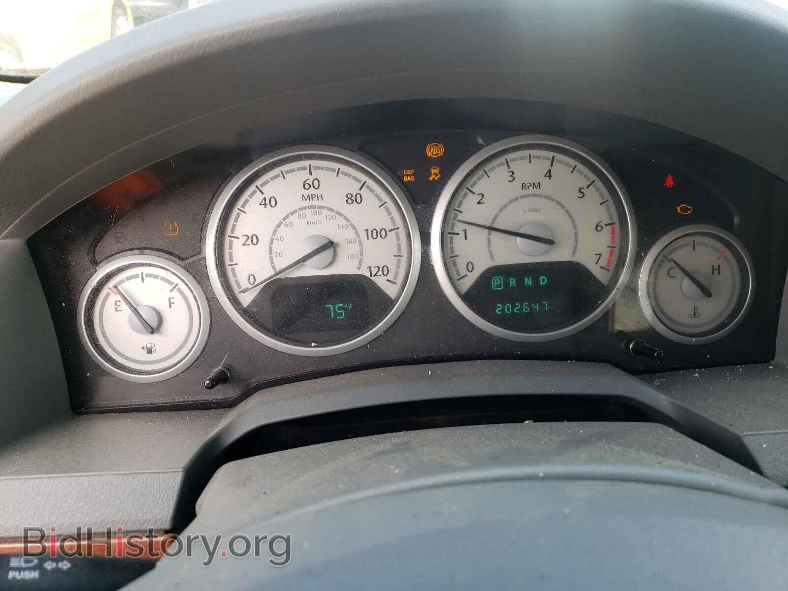 2008 CHRYSLER MINIVAN - VIN: 2A8HR44H88R619357 - Фото 8