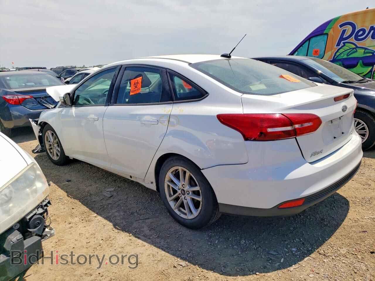 2016 FORD FOCUS - VIN: 1FADP3F27GL348982 - Photo 2
