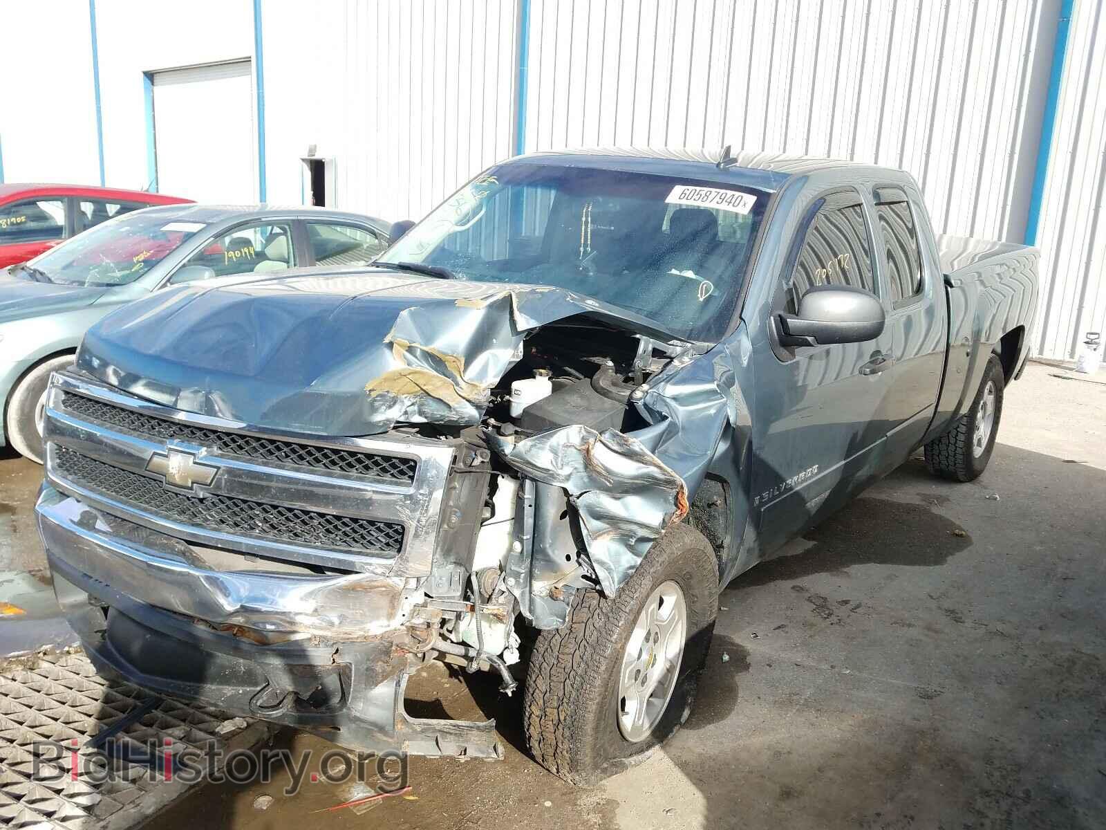2008 CHEVROLET SILVERADO - VIN: 2GCEC19C581297718 - Фото 2