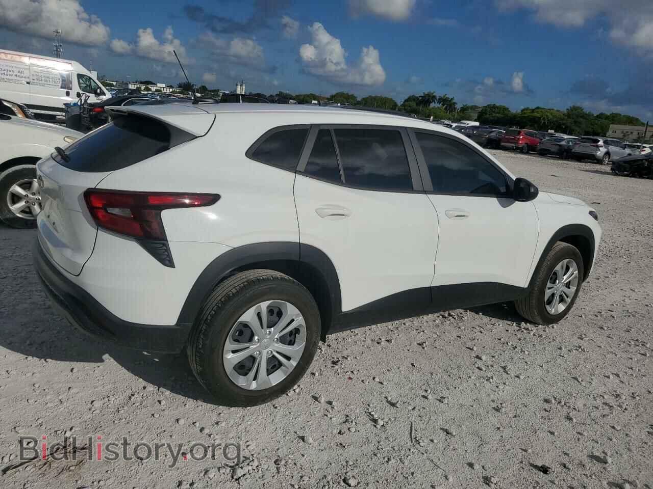2024 CHEVROLET TRAX - VIN: KL77LFE29RC053386 - Фото 3