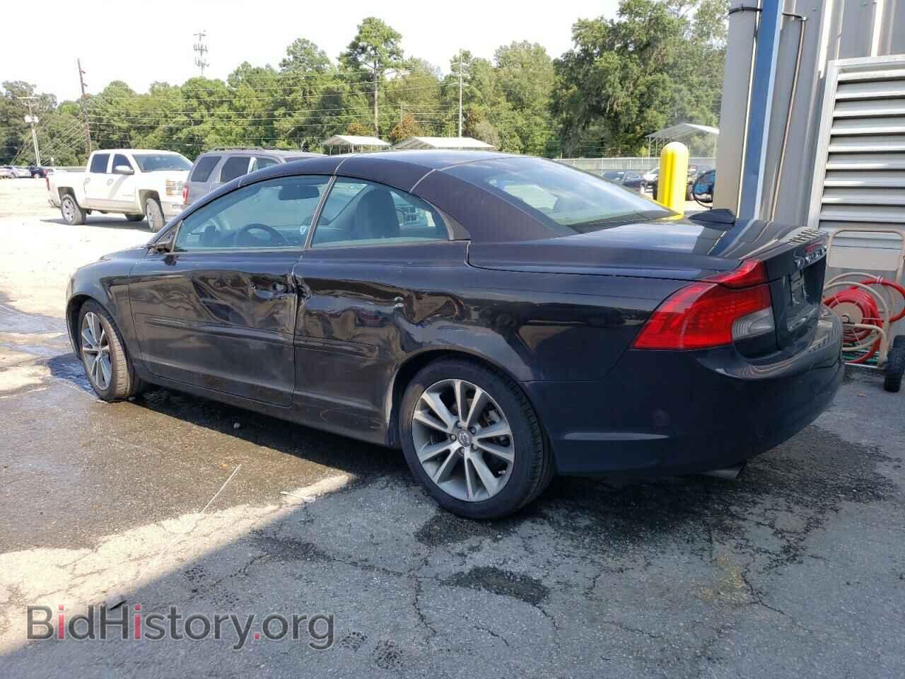 2013 VOLVO C70 - VIN: YV1672MC8DJ139518 - Фото 2