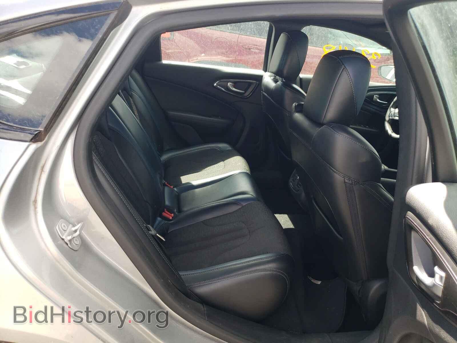 2016 CHRYSLER 200 - VIN: 1C3CCCBG2GN162052 - Фото 6